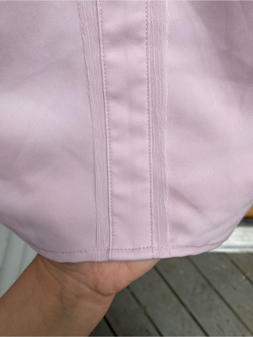 Light Mauve Lilac Blush Short Sleeve Blouse with Chest Pocket Simply Vera Wang - Picture 6 of 9